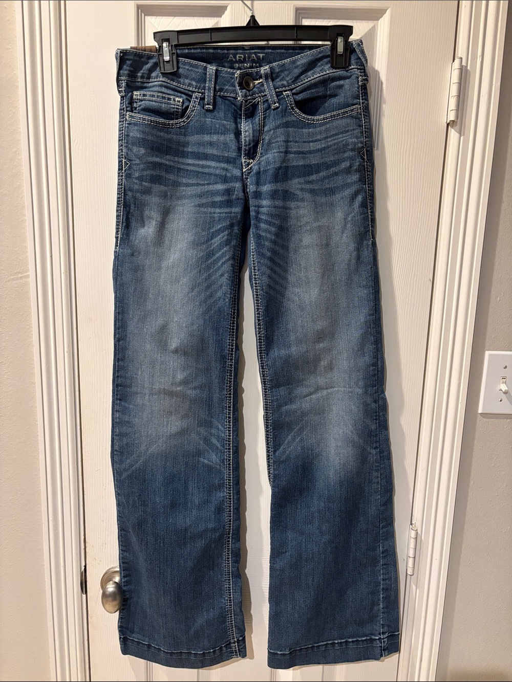 Ariat Women’s Bootcut Denim Jeans in Medium Blue Wash - 27 Long